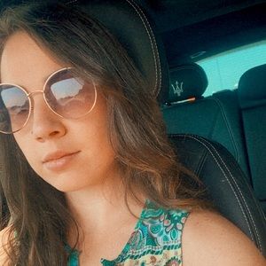 Meet your Posher, Sophie